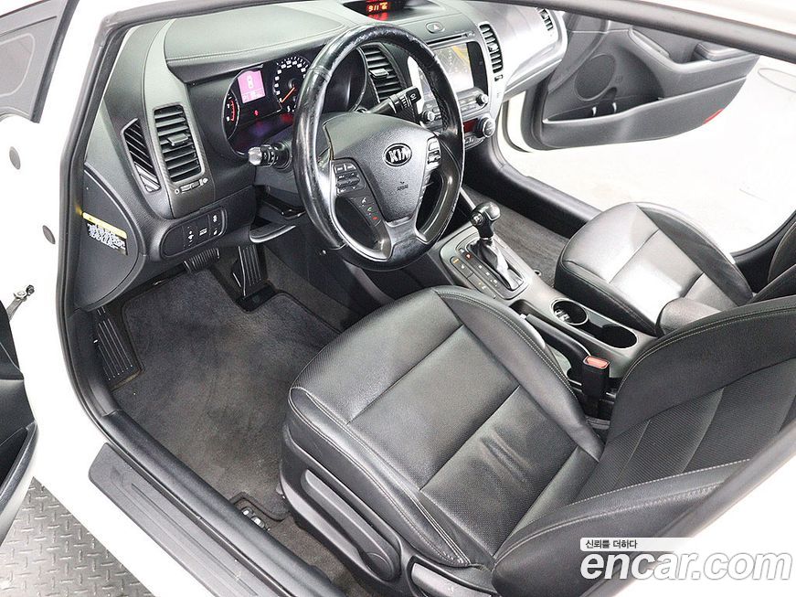 Kia K3 2015