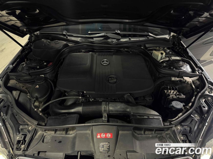 Mercedes-Benz E-Class 2011