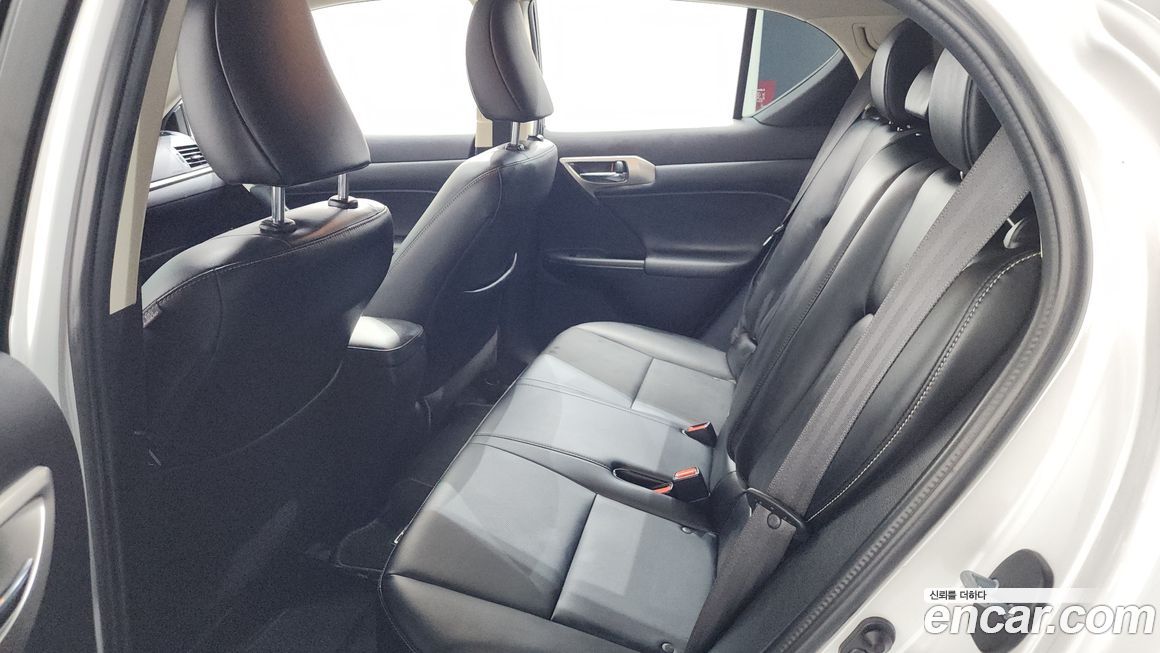 Lexus CT200h 2017