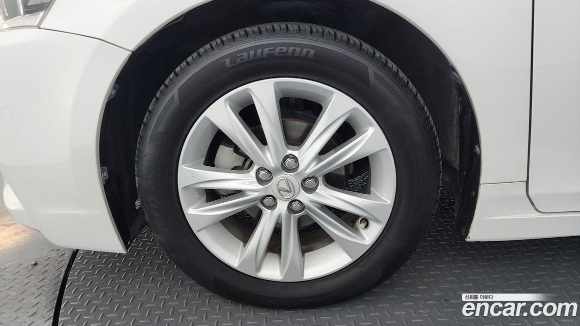 Lexus CT200h 2017