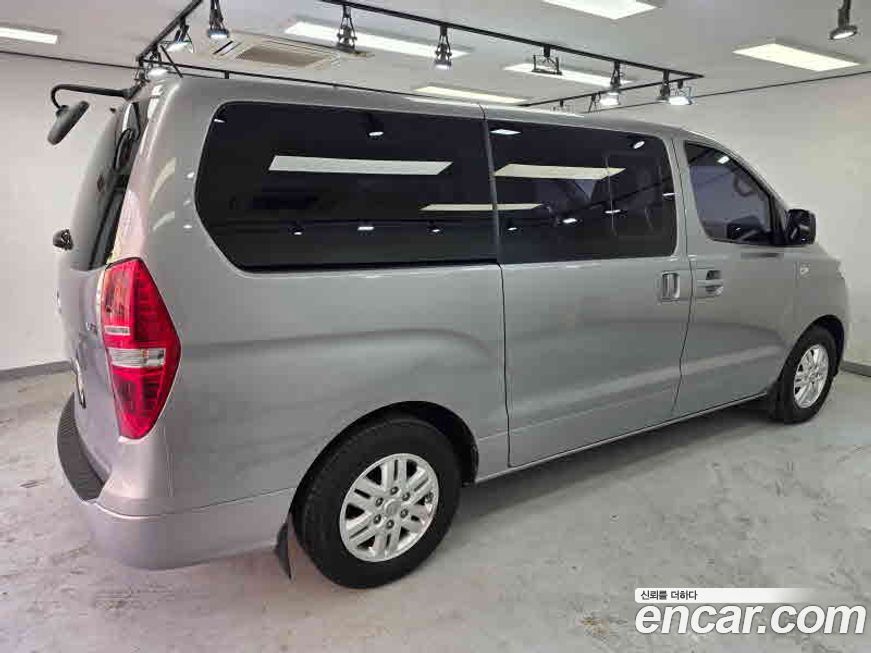 Hyundai Starex 2019