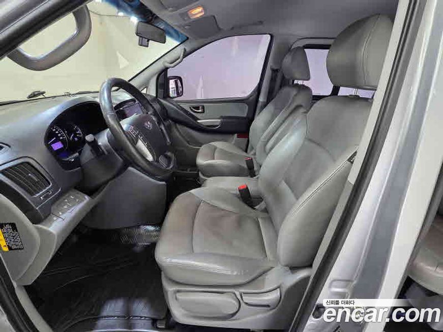 Hyundai Starex 2019
