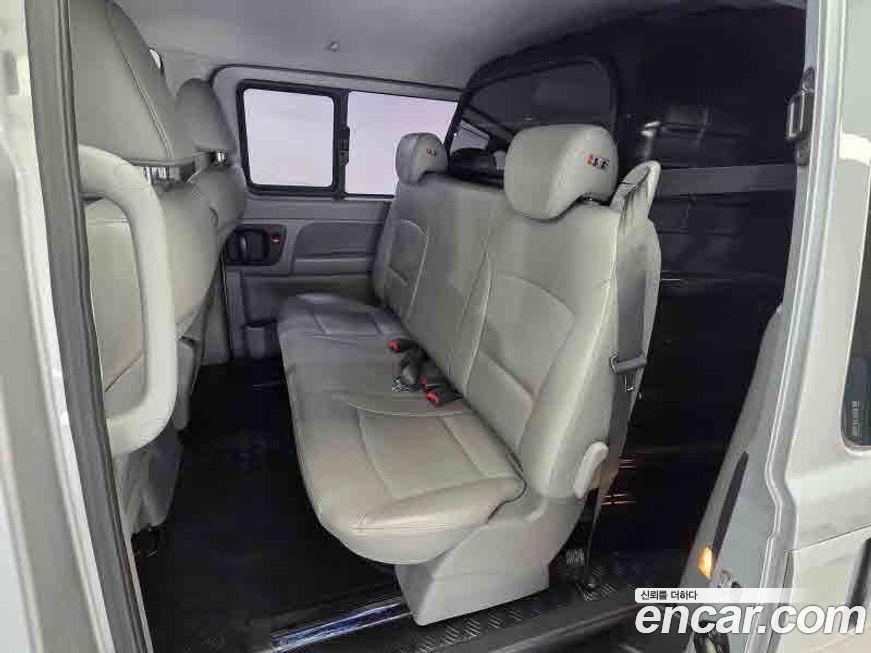 Hyundai Starex 2019