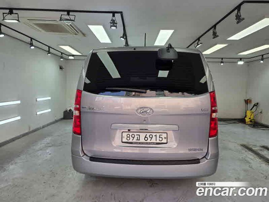 Hyundai Starex 2019