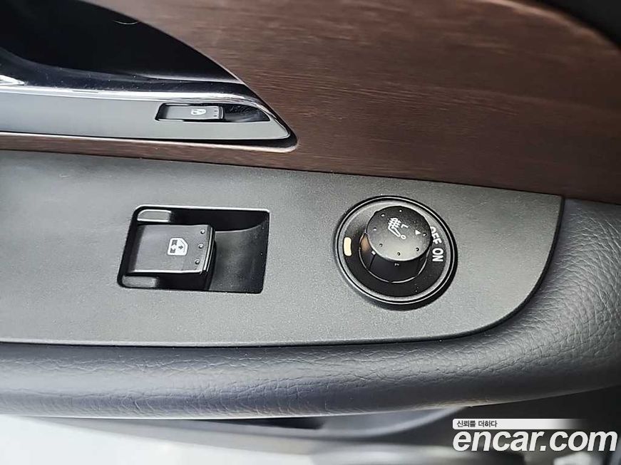 KG_Mobility_Ssangyong Rexton 2015