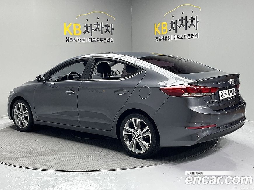 Hyundai AVANTE 2018