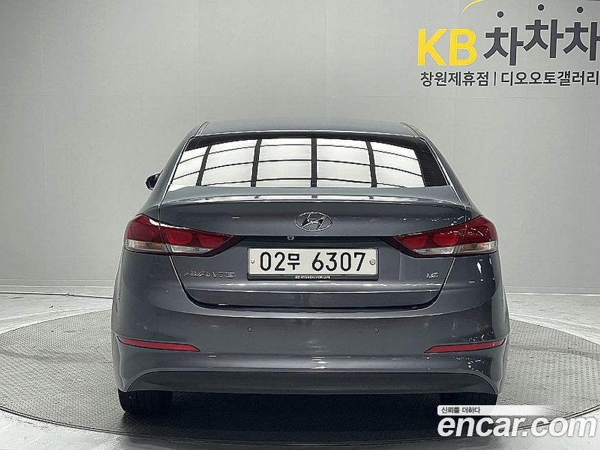 Hyundai AVANTE 2018