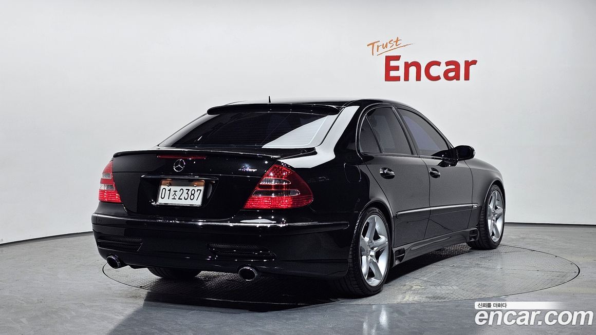 Mercedes-Benz E-Class 2003