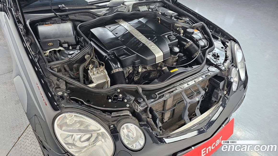 Mercedes-Benz E-Class 2003