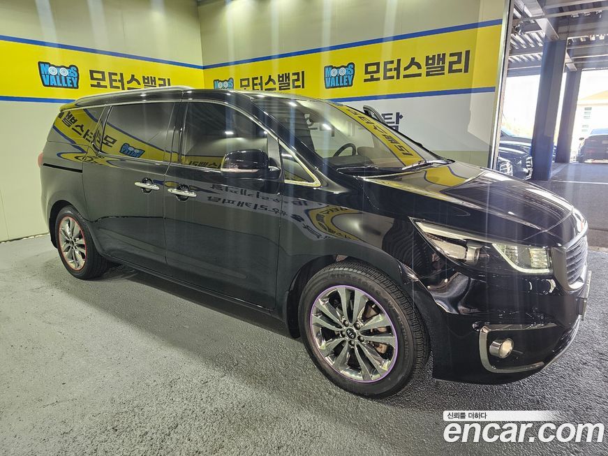 Kia Canival 2015