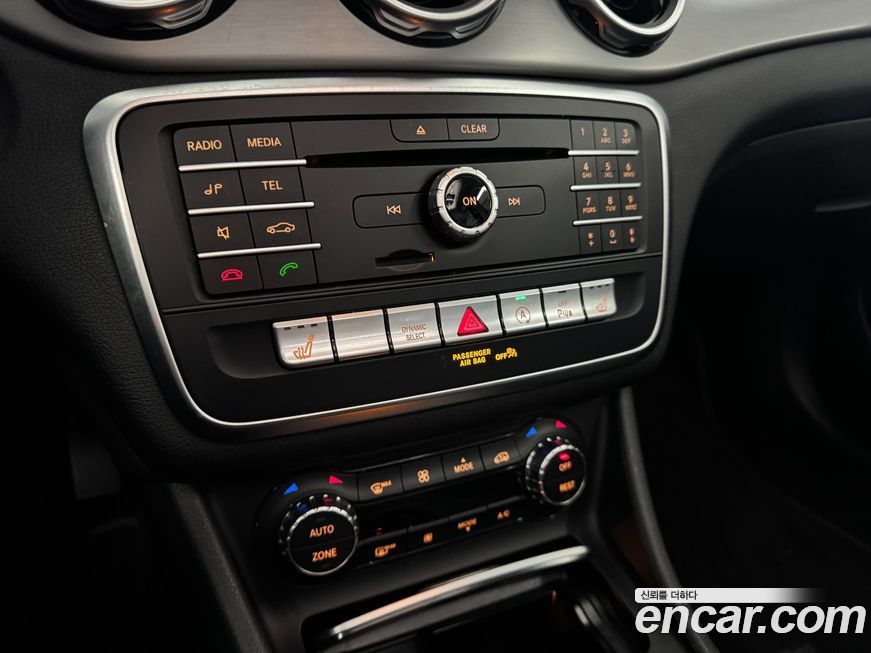 Mercedes-Benz GLA-Class 2019