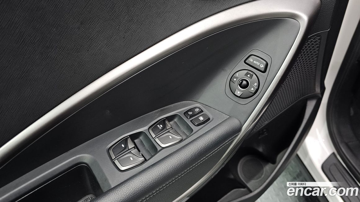 Hyundai Santafe 2016