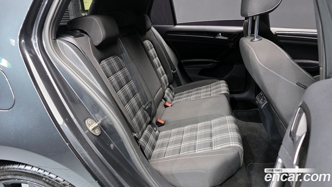 Volkswagen Golf 2016