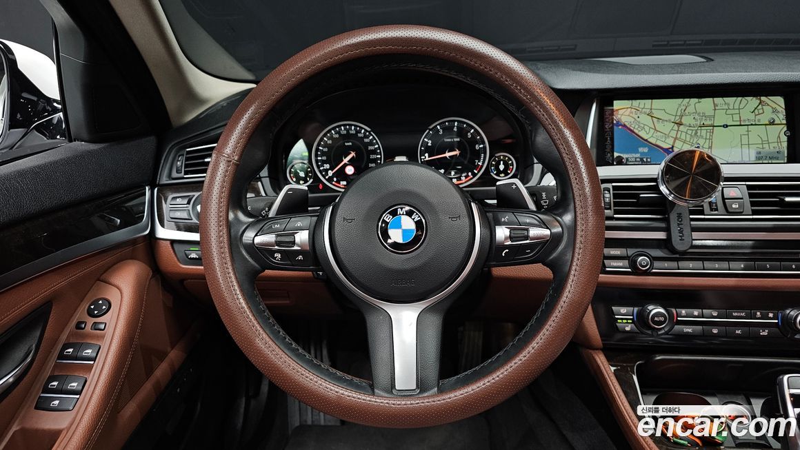 BMW 5-Series 2016