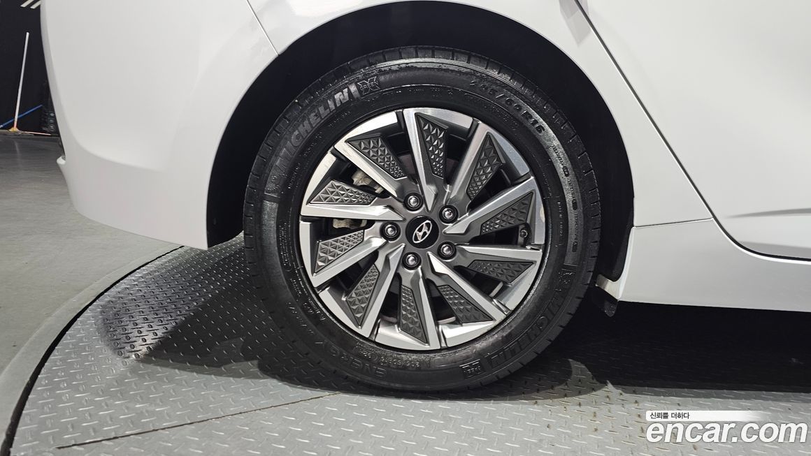 Hyundai Ioniq 2020
