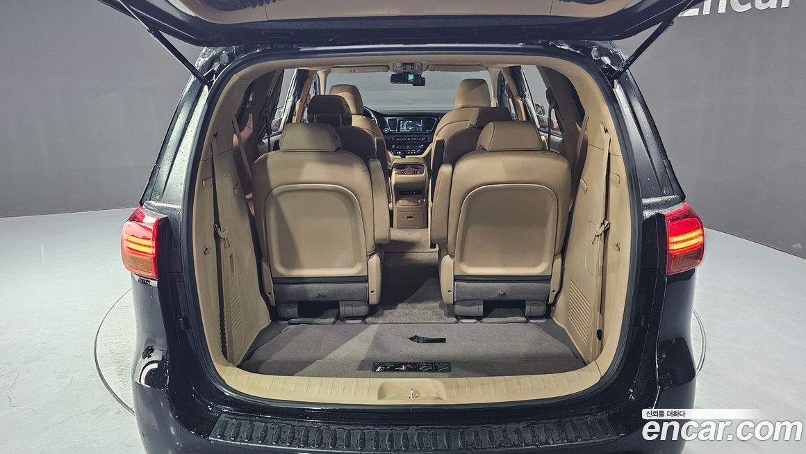 Kia Canival 2016