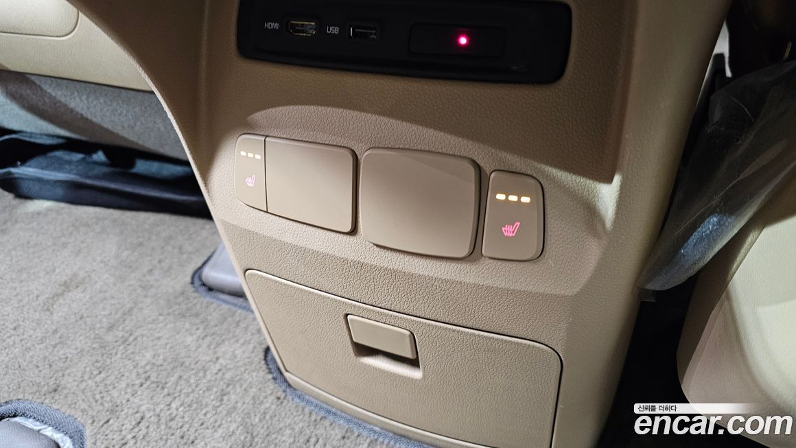 Kia Canival 2016