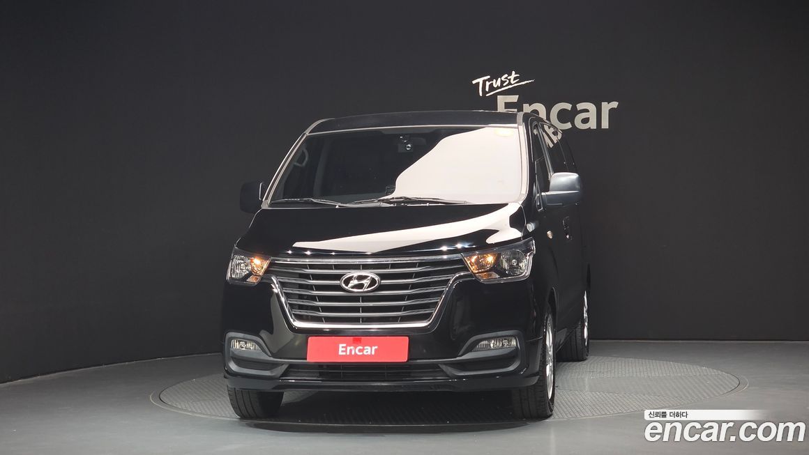 Hyundai Starex 2019