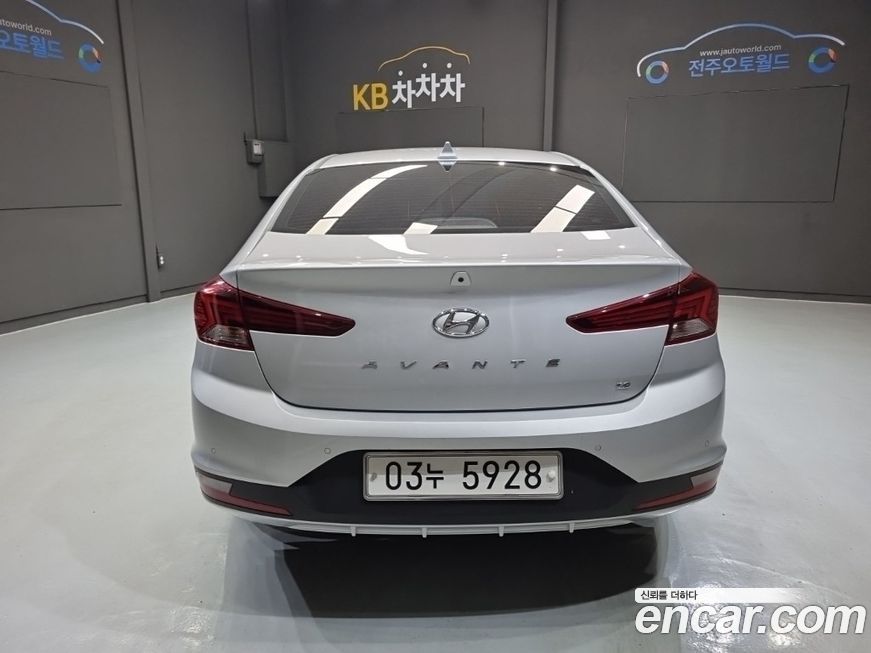 Hyundai AVANTE 2019