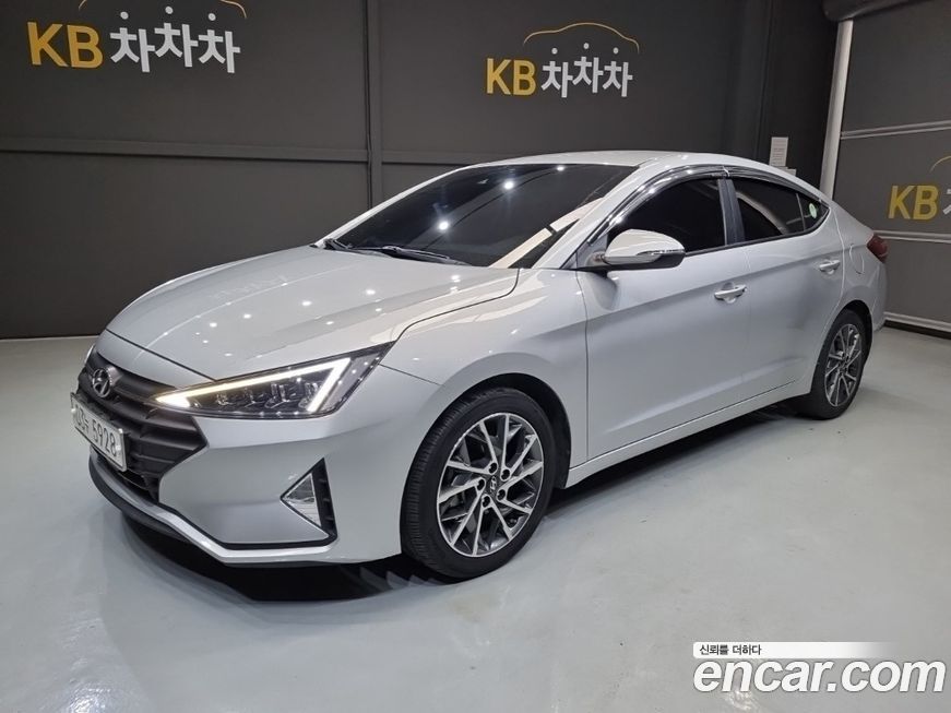Hyundai AVANTE 2019