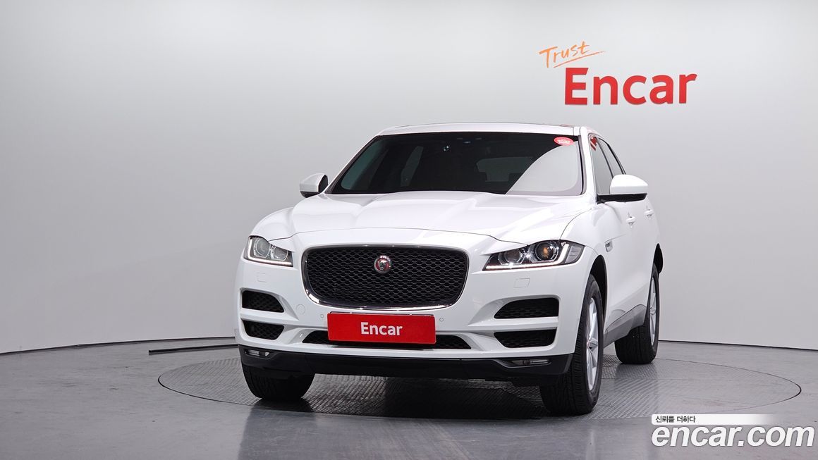 Jaguar F-PACE 2018