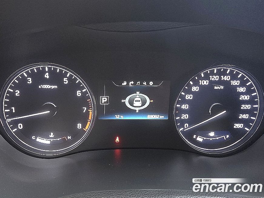 Hyundai Genesis 2016