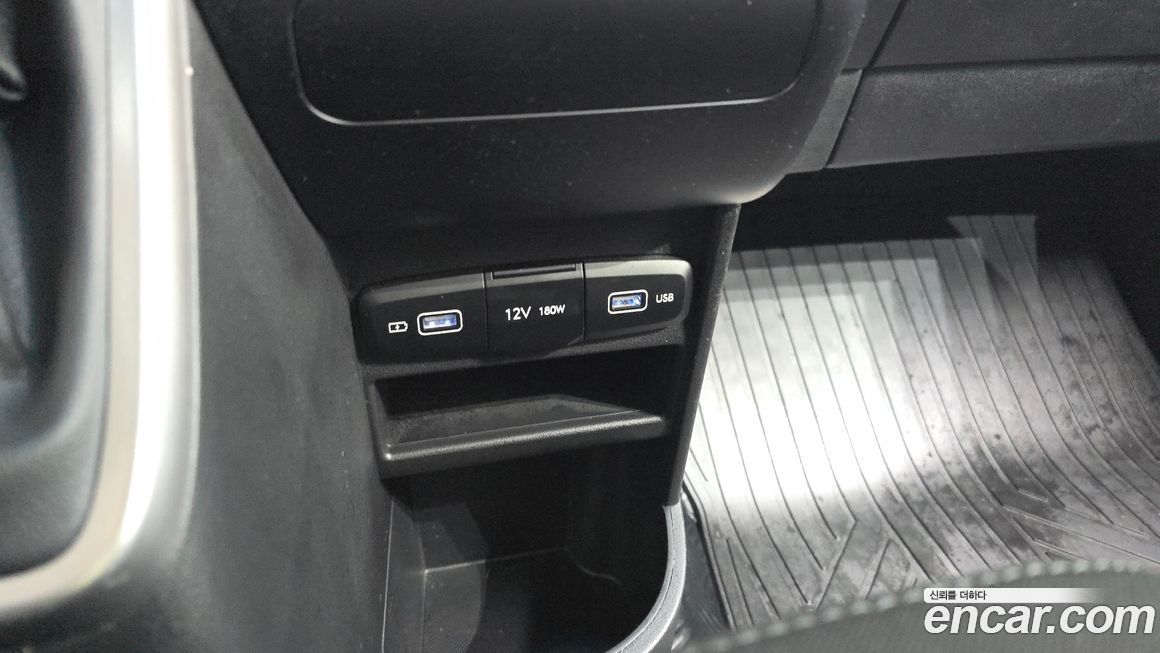 Hyundai Staria 2022