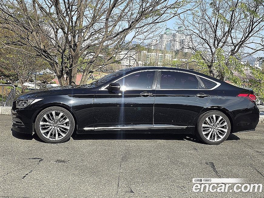 Hyundai Genesis 2016