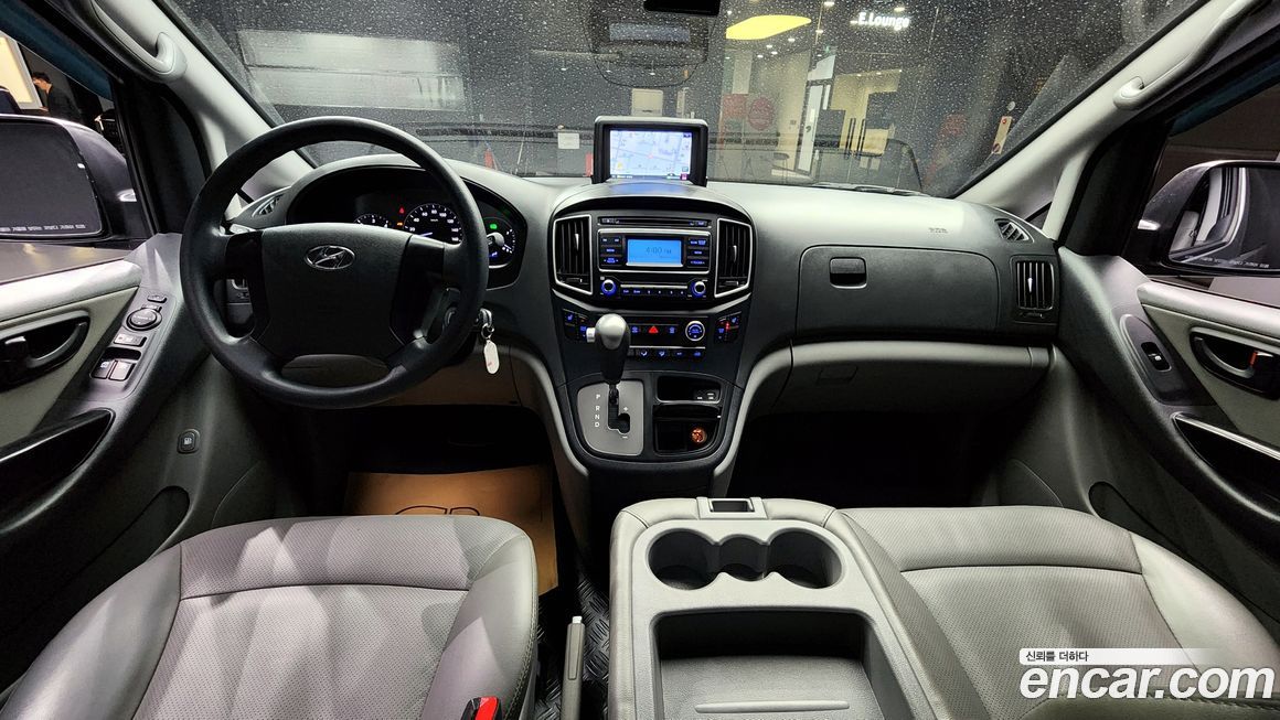 Hyundai Starex 2021