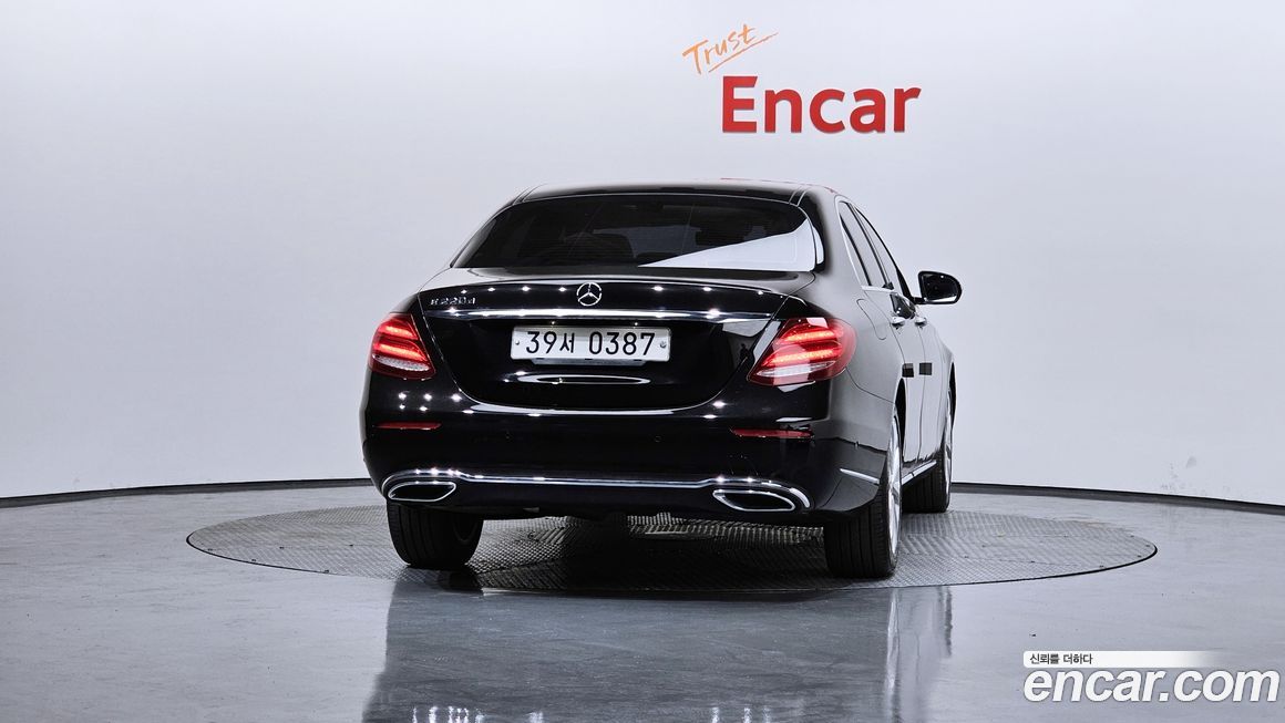 Mercedes-Benz E-Class 2017