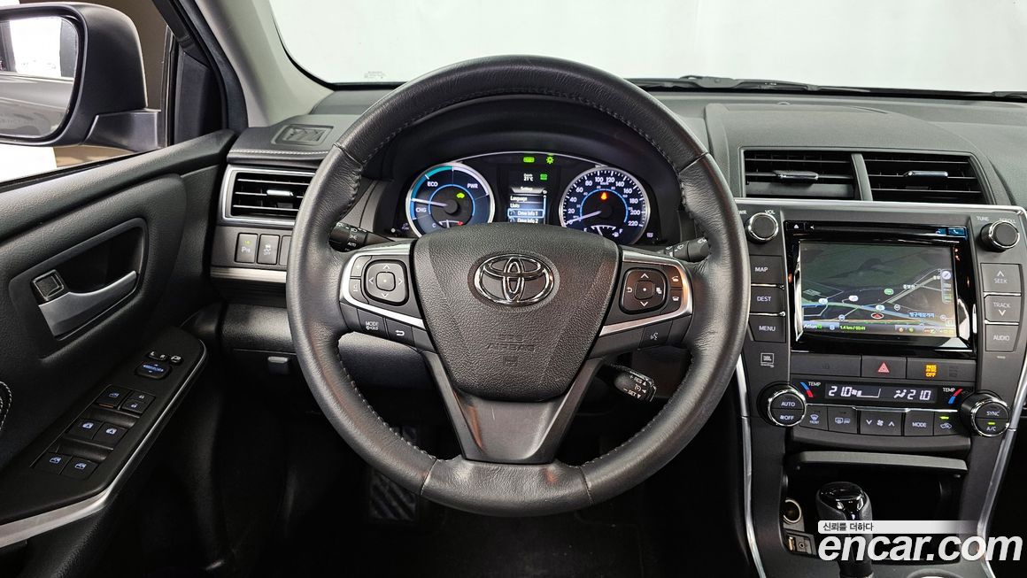 Toyota Camry 2017