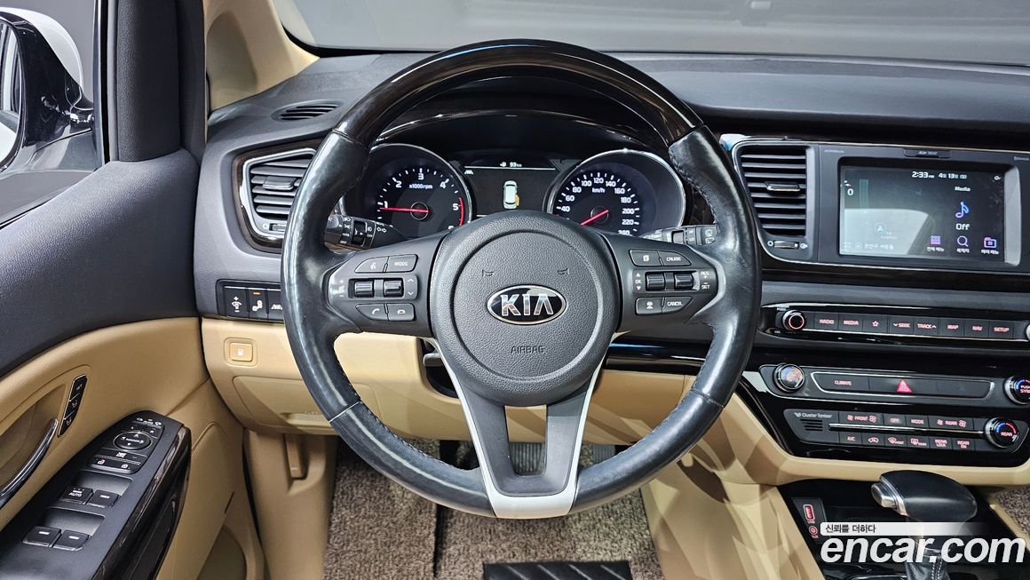 Kia Canival 2019