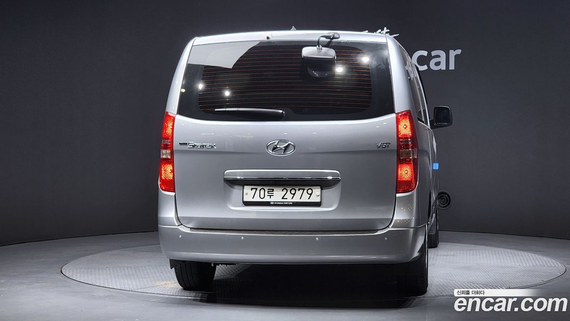 Hyundai Starex 2021