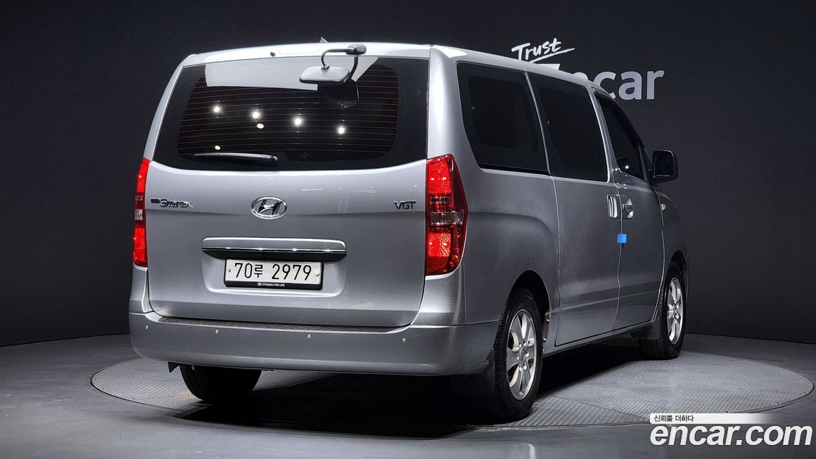 Hyundai Starex 2021