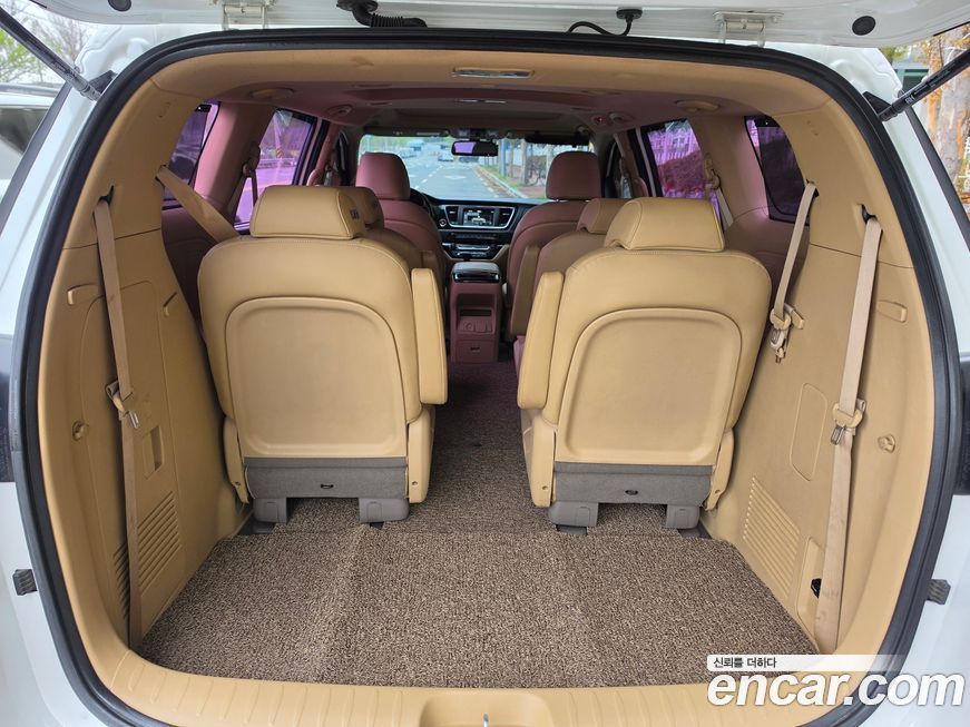 Kia Canival 2019