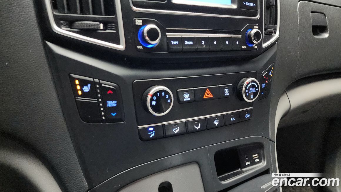 Hyundai Starex 2021