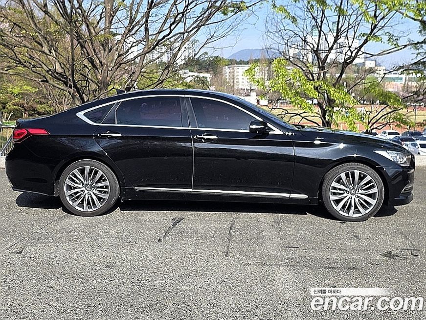 Hyundai Genesis 2016