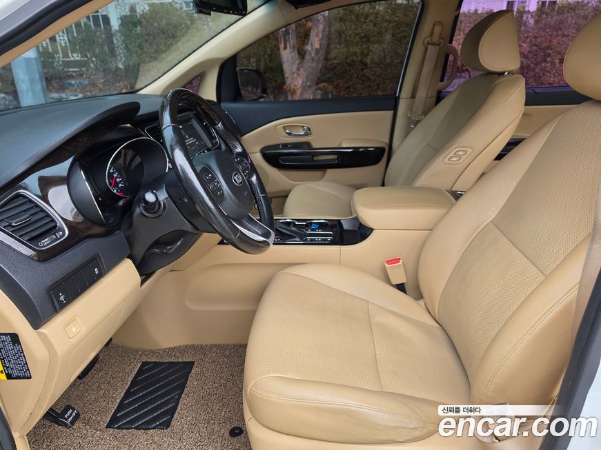 Kia Canival 2019