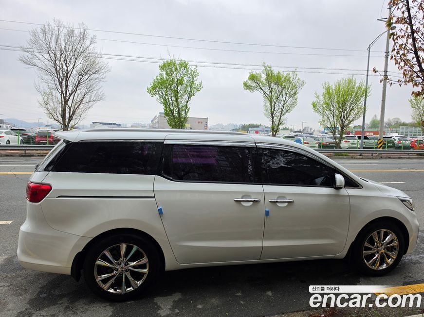 Kia Canival 2019