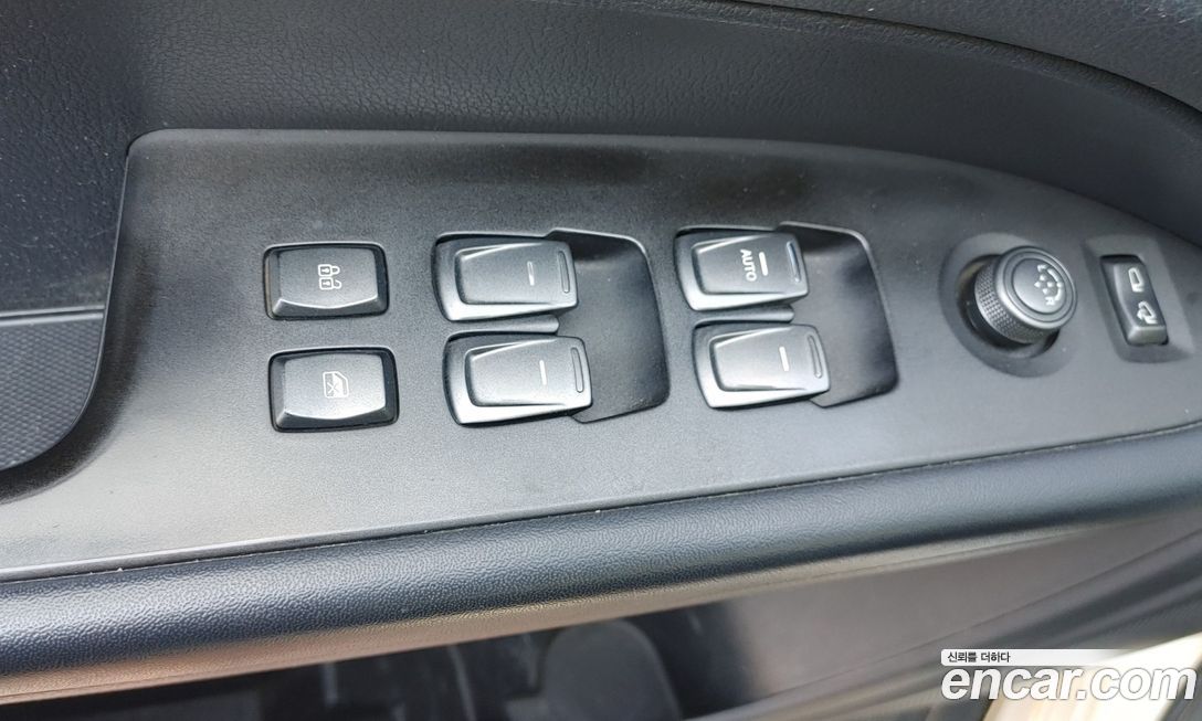 KG_Mobility_Ssangyong Rexton 2019