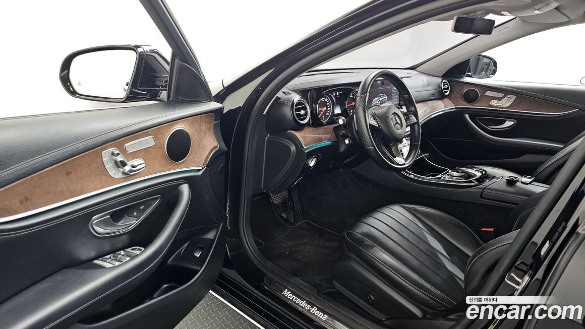 Mercedes-Benz E-Class 2017