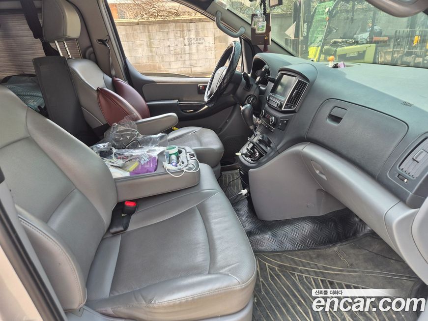 Hyundai Starex 2017