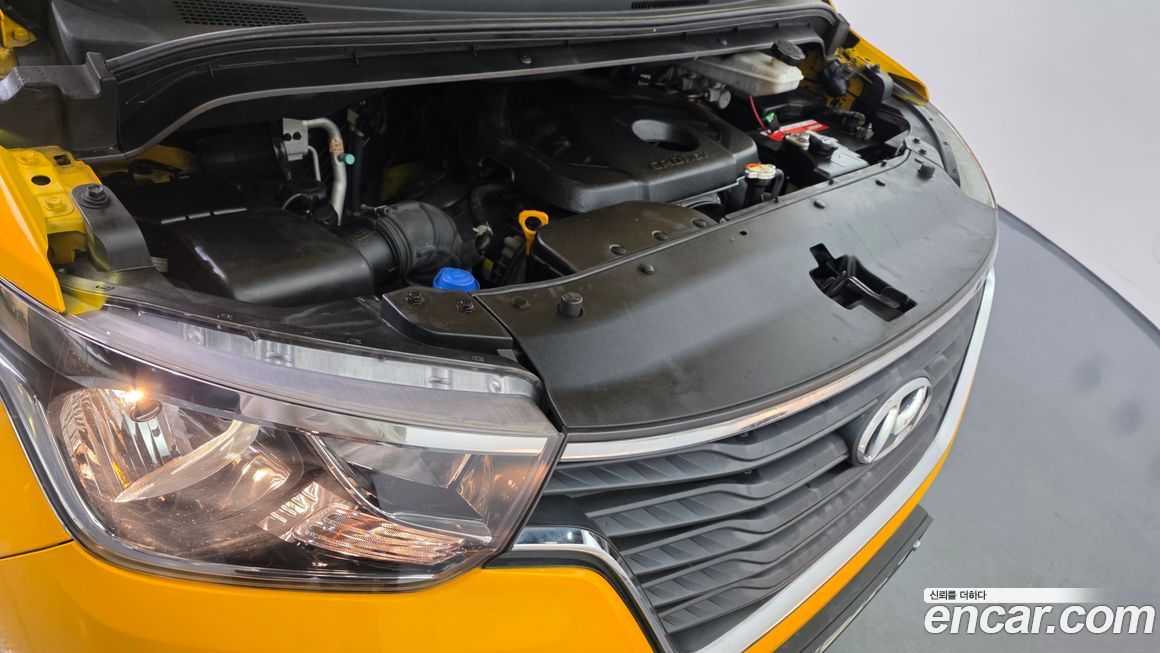 Hyundai Starex 2019