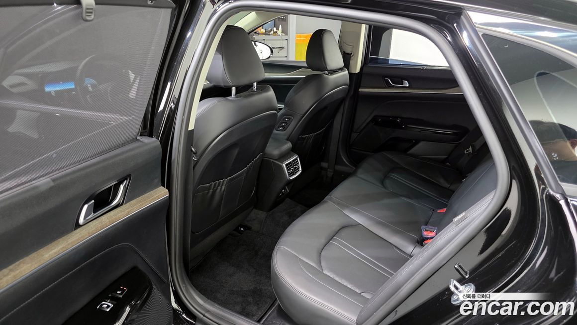 Kia K5 2023