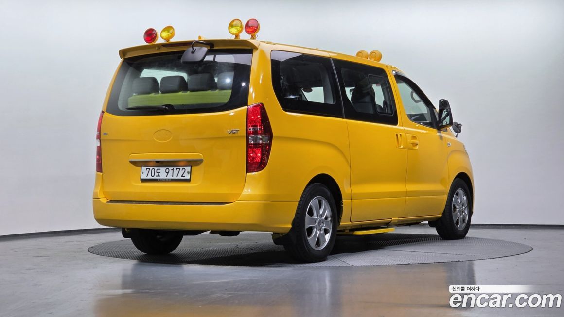 Hyundai Starex 2019