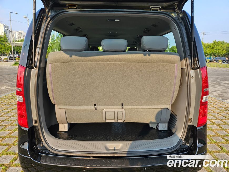 Hyundai Starex 2019