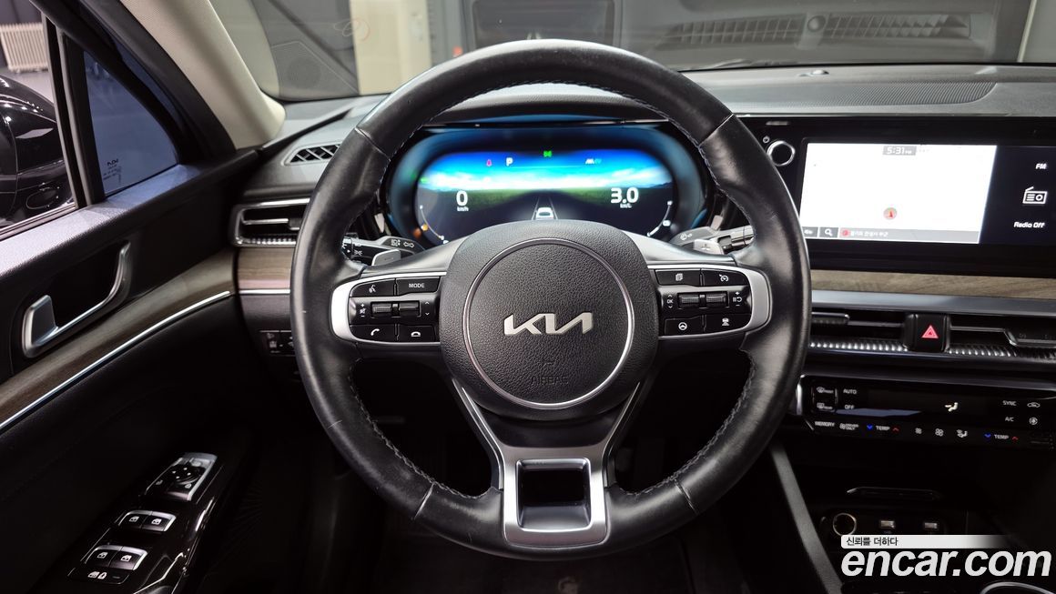 Kia K5 2023