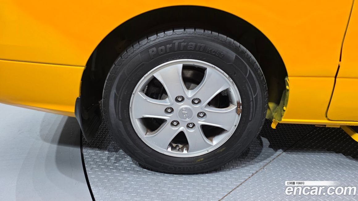 Hyundai Starex 2019