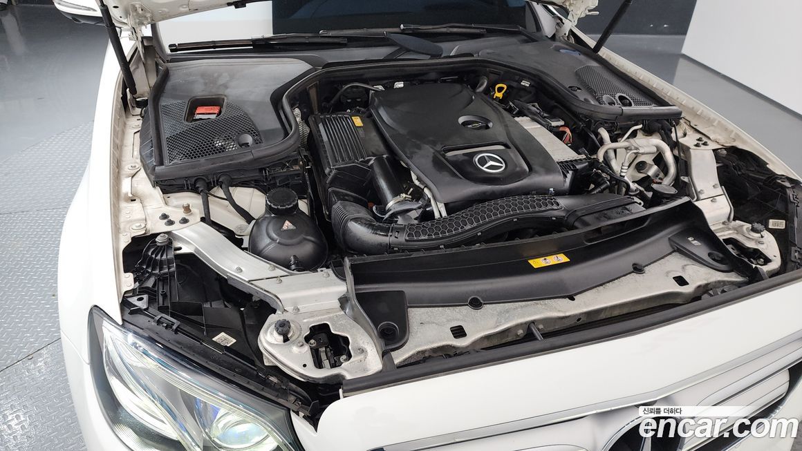 Mercedes-Benz E-Class 2017