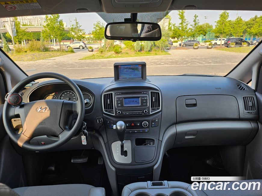 Hyundai Starex 2019